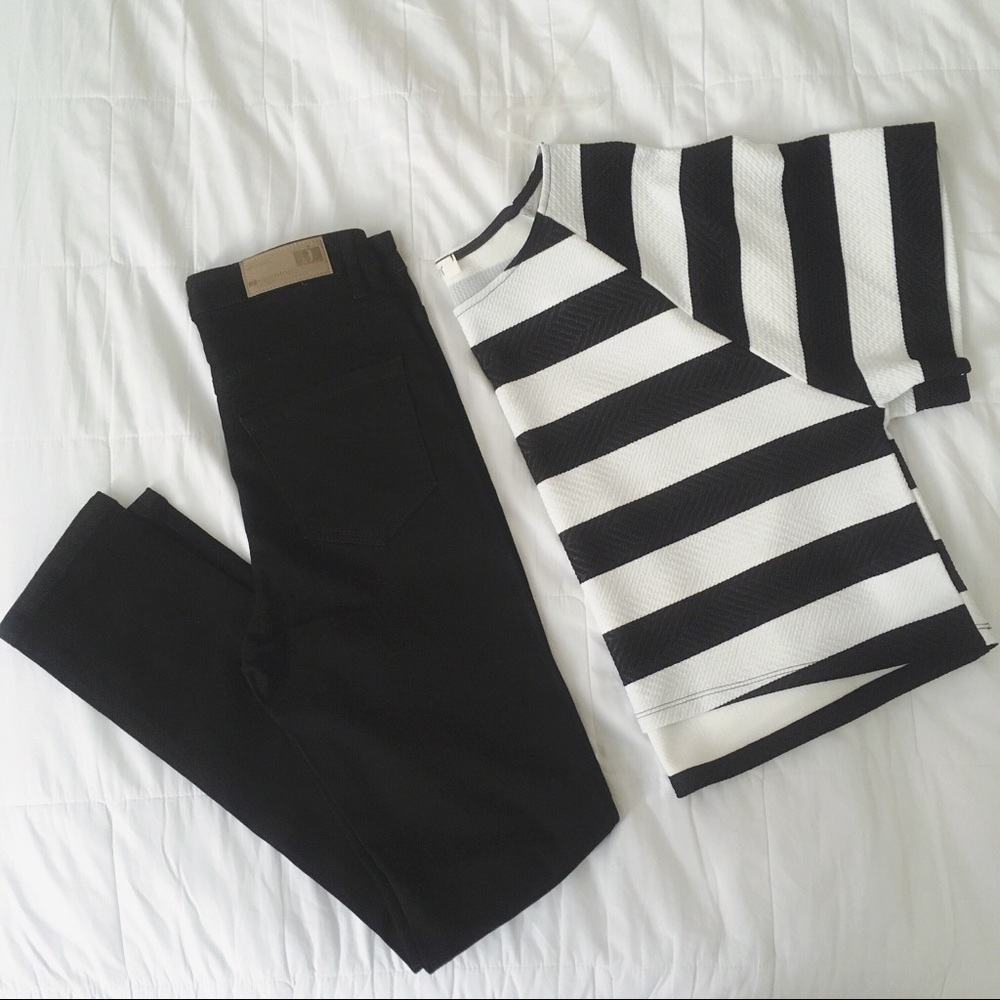 BUNDLE DEAL | NWT high rise jeans/crop stripe top - Picture 7 of 7
